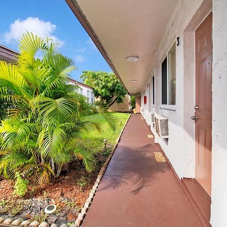 Super Budget Inn Hollywood Exterior foto